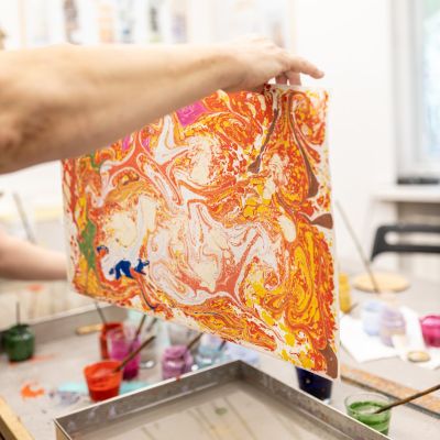 Voucher na warsztaty malowania na wodzie – ebru